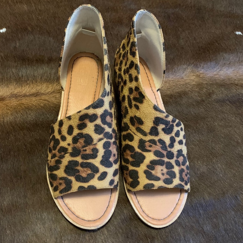 Boutique Leopard peep toe booties